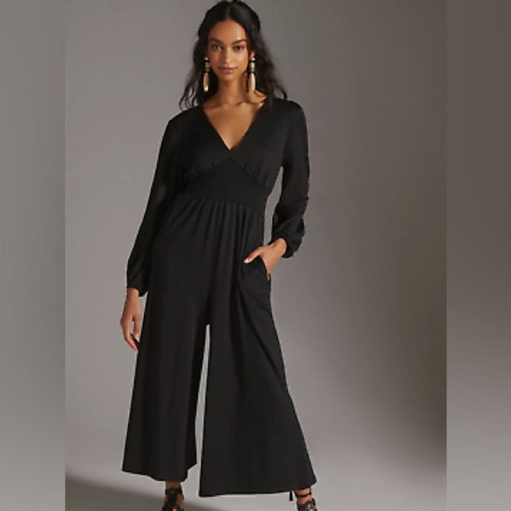 Anthropologie Hutch Wide-Leg V-Neck Jumpsuit Size medium